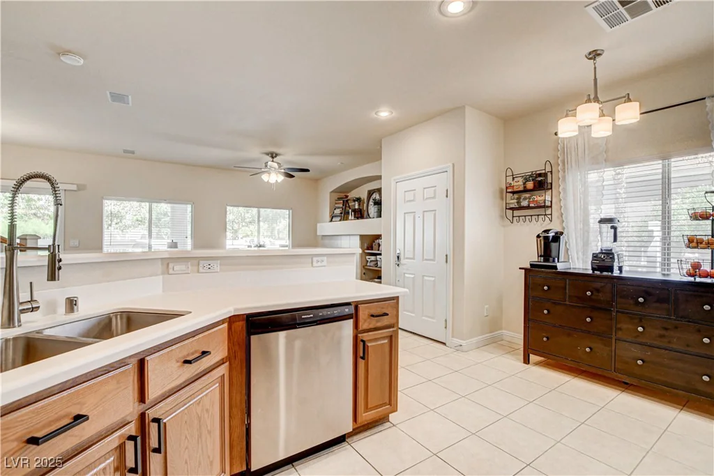 67 Dow Jones, Henderson, NV 89074