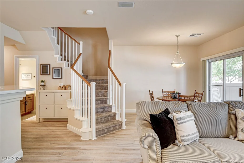 67 Dow Jones, Henderson, NV 89074