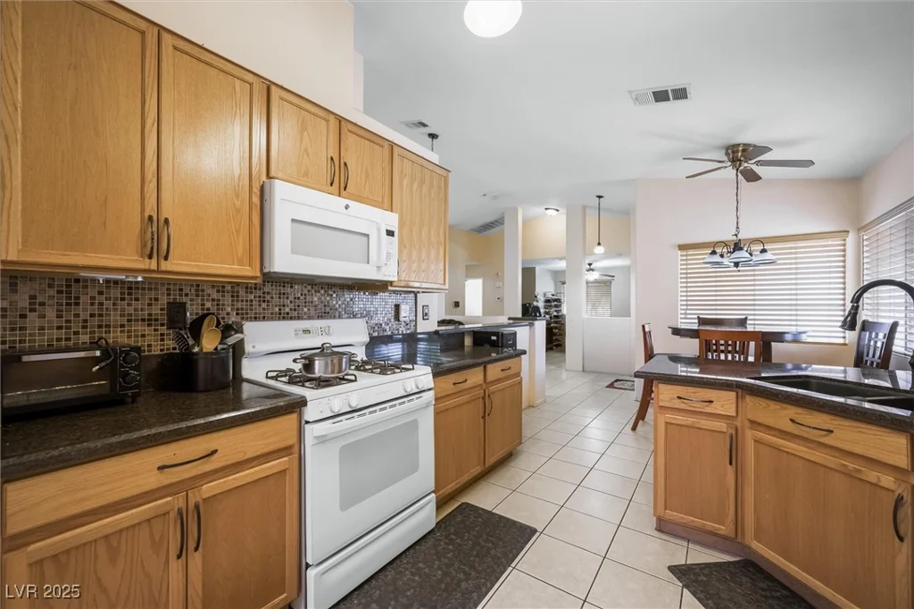 3121 Fontana Colony, North Las Vegas, NV 89031