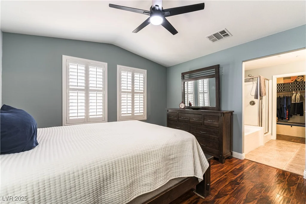 10229 Mayflower Bay, Las Vegas, NV 89166