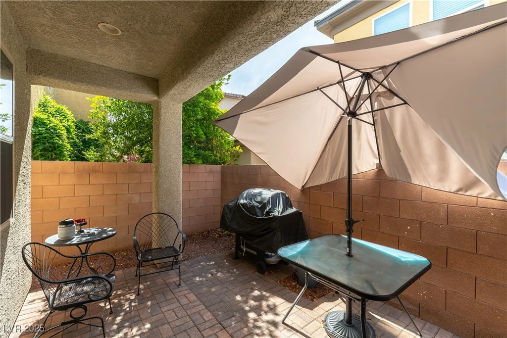 10229 Mayflower Bay, Las Vegas, NV 89166