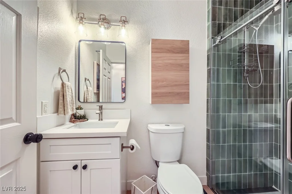 2107 Desert Woods, Henderson, NV 89012