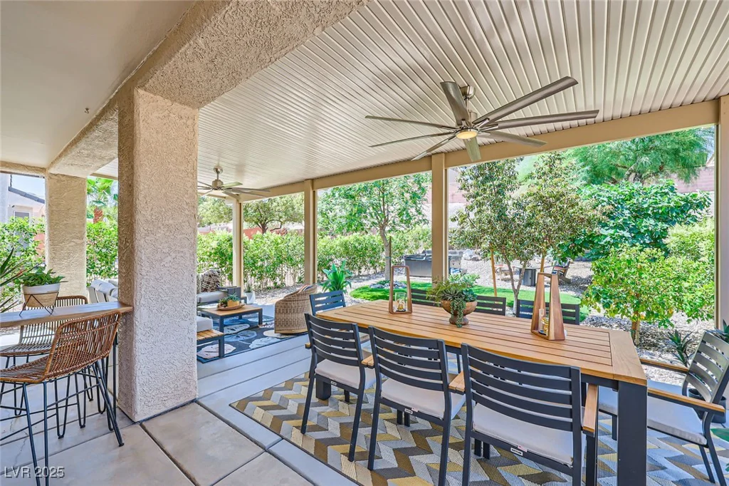 2107 Desert Woods, Henderson, NV 89012