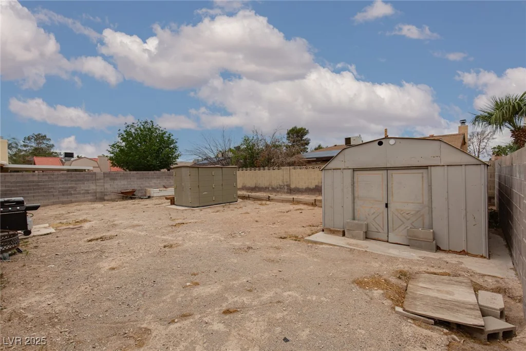 1835 Banaba, Las Vegas, NV 89156