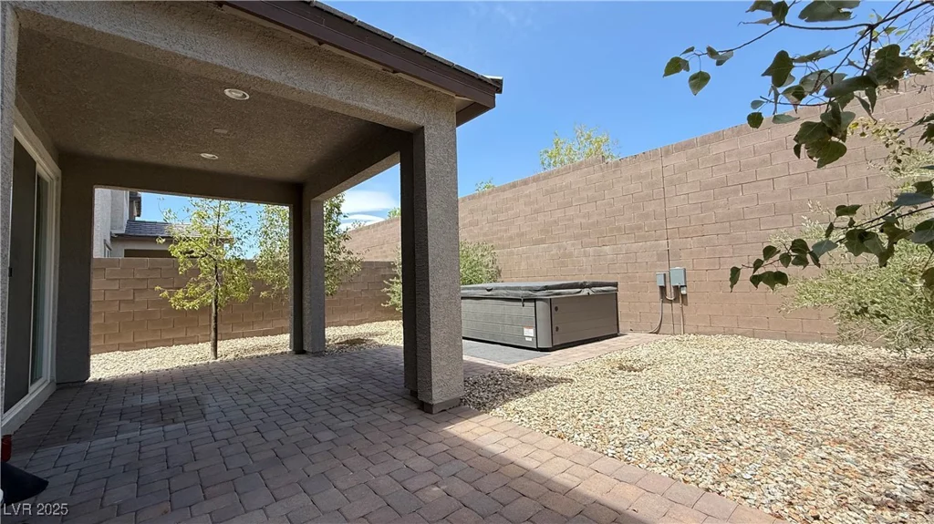 2924 Sunday Silence, North Las Vegas, NV 89086
