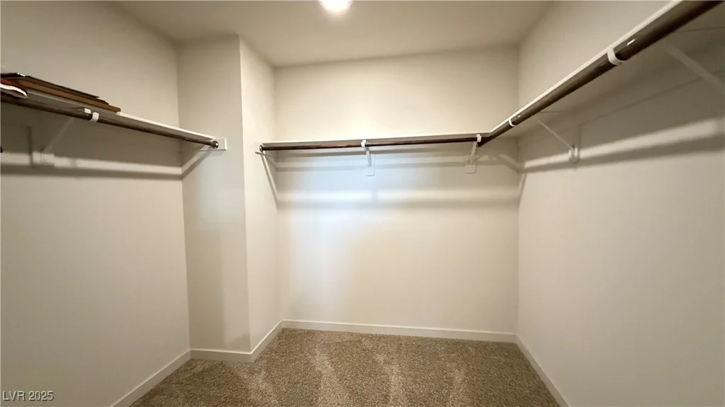 2924 Sunday Silence, North Las Vegas, NV 89086