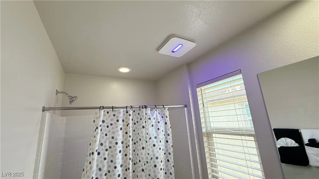 2924 Sunday Silence, North Las Vegas, NV 89086