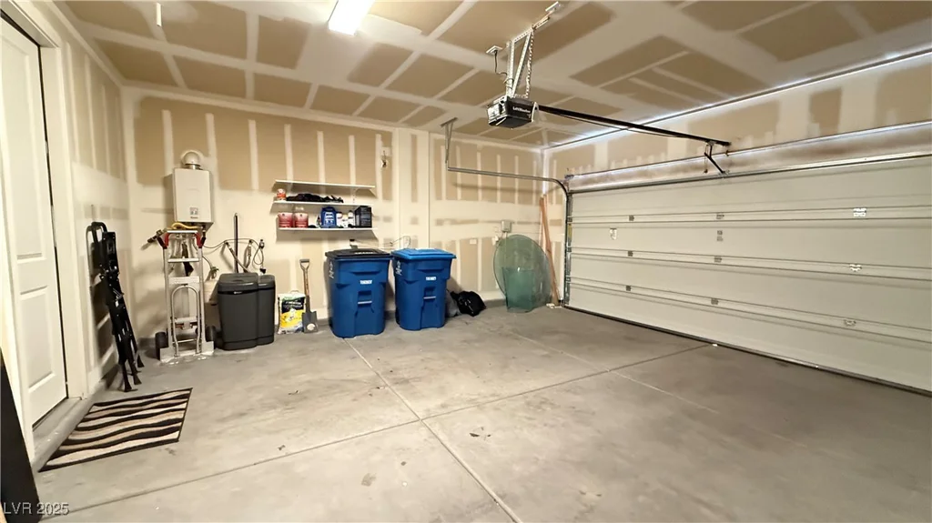 2924 Sunday Silence, North Las Vegas, NV 89086