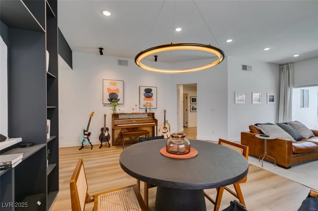 8640 Trafalgar, Las Vegas, NV 89117