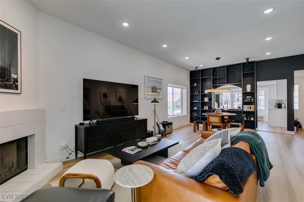 8640 Trafalgar, Las Vegas, NV 89117
