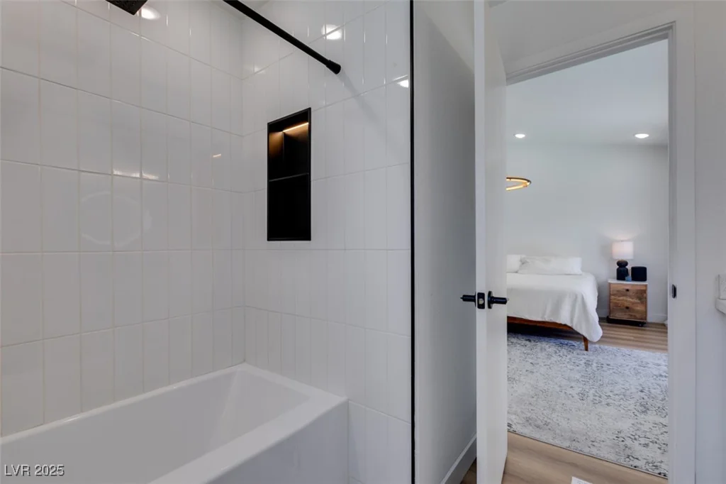 8640 Trafalgar, Las Vegas, NV 89117
