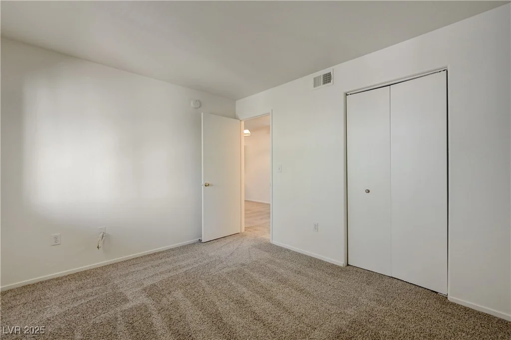 950 Seven Hills, Henderson, NV 89052