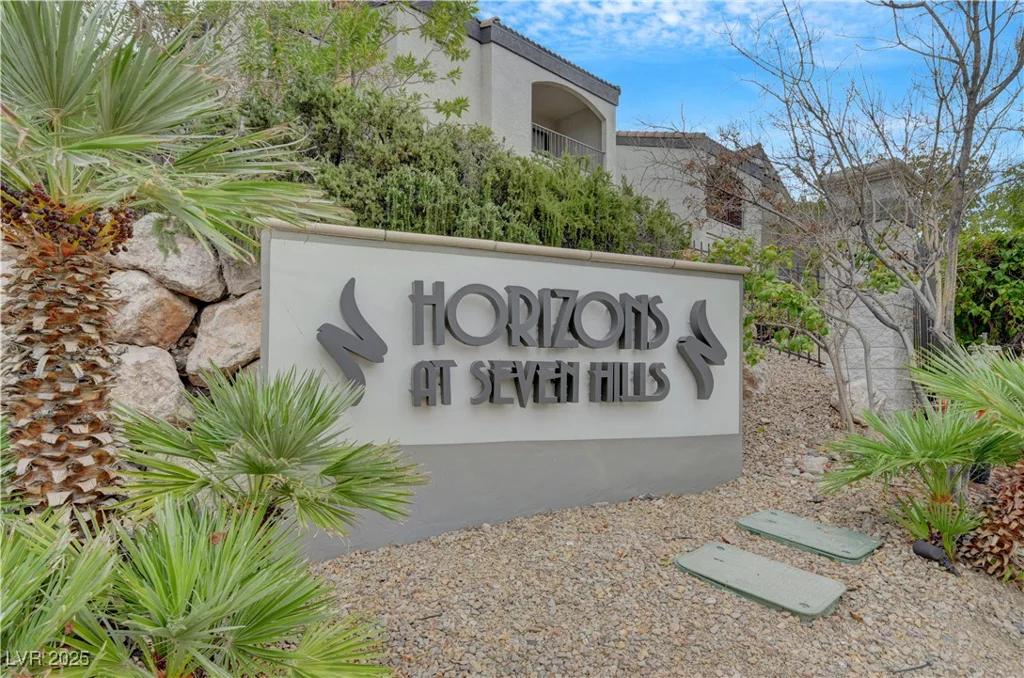 950 Seven Hills, Henderson, NV 89052