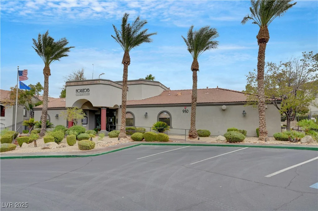 950 Seven Hills, Henderson, NV 89052