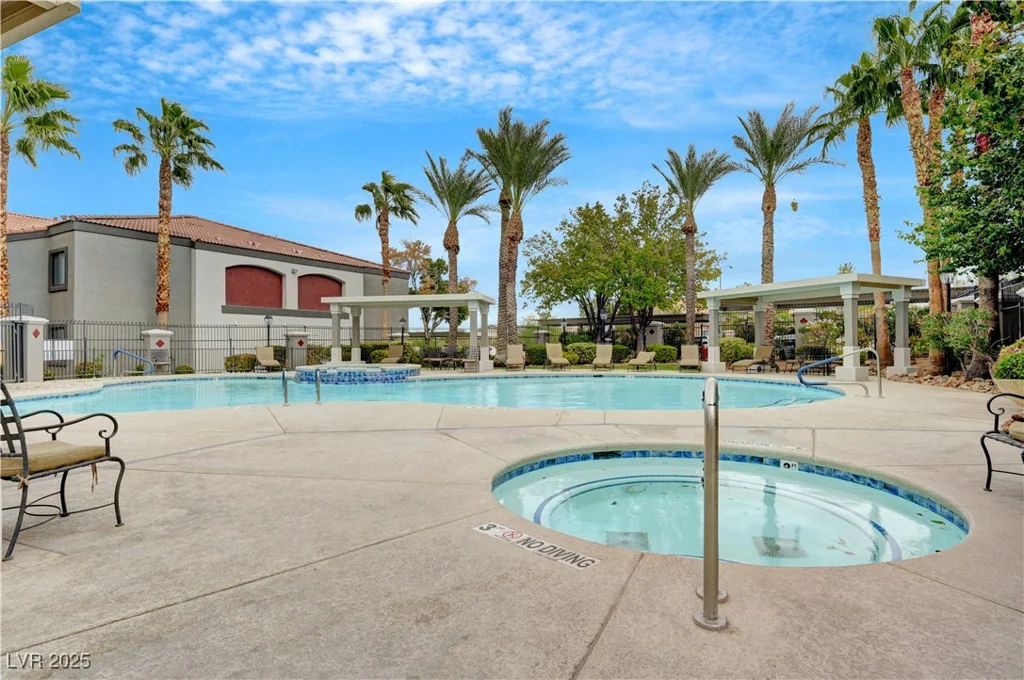 950 Seven Hills, Henderson, NV 89052
