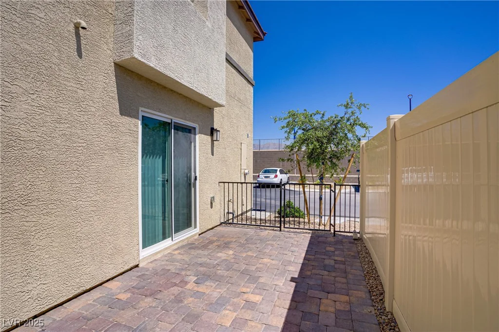 2773 Green Envy, North Las Vegas, NV 89086