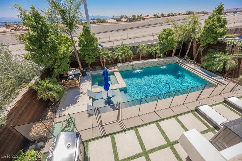 2750 Evolutionary, Las Vegas, NV 89138