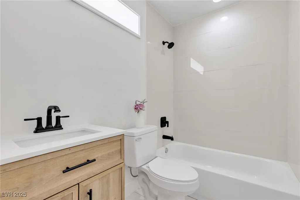 4404 Hillcrest, Las Vegas, NV 89102