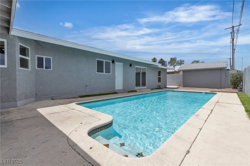 4404 Hillcrest, Las Vegas, NV 89102