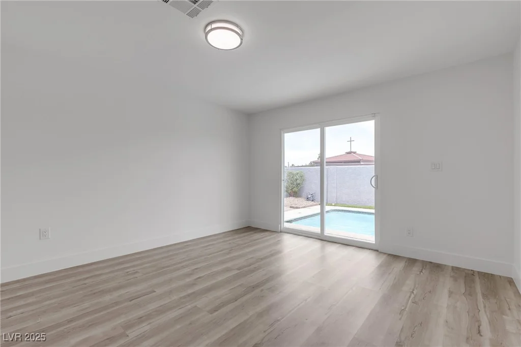 4404 Hillcrest, Las Vegas, NV 89102