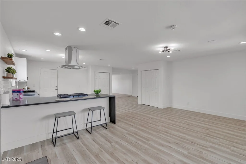 4404 Hillcrest, Las Vegas, NV 89102