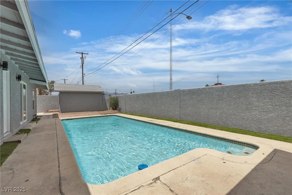 4404 Hillcrest, Las Vegas, NV 89102