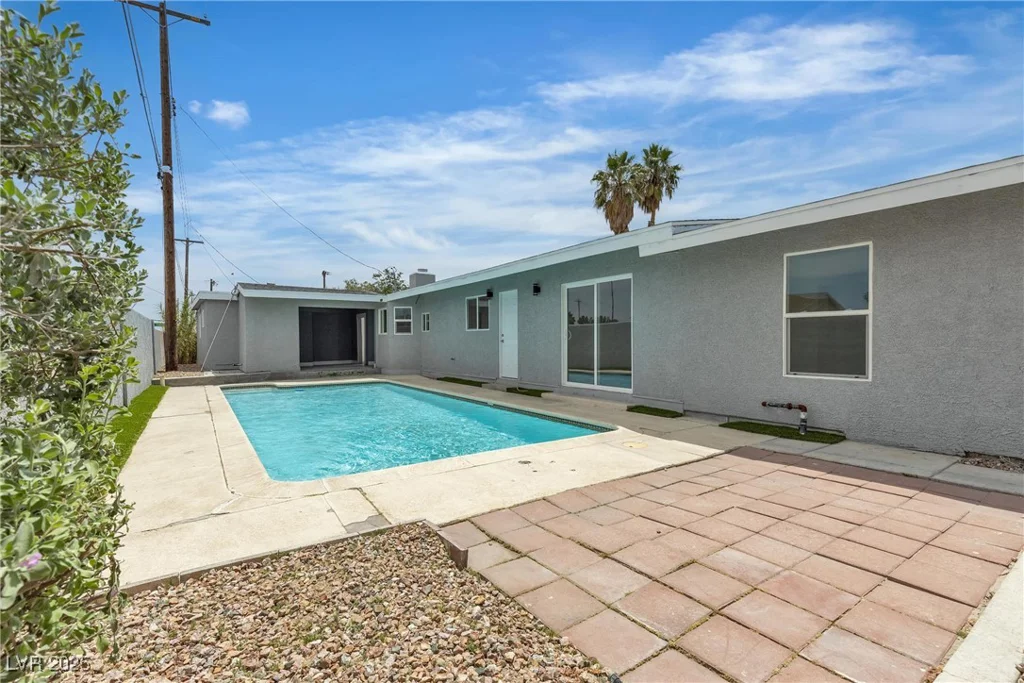 4404 Hillcrest, Las Vegas, NV 89102