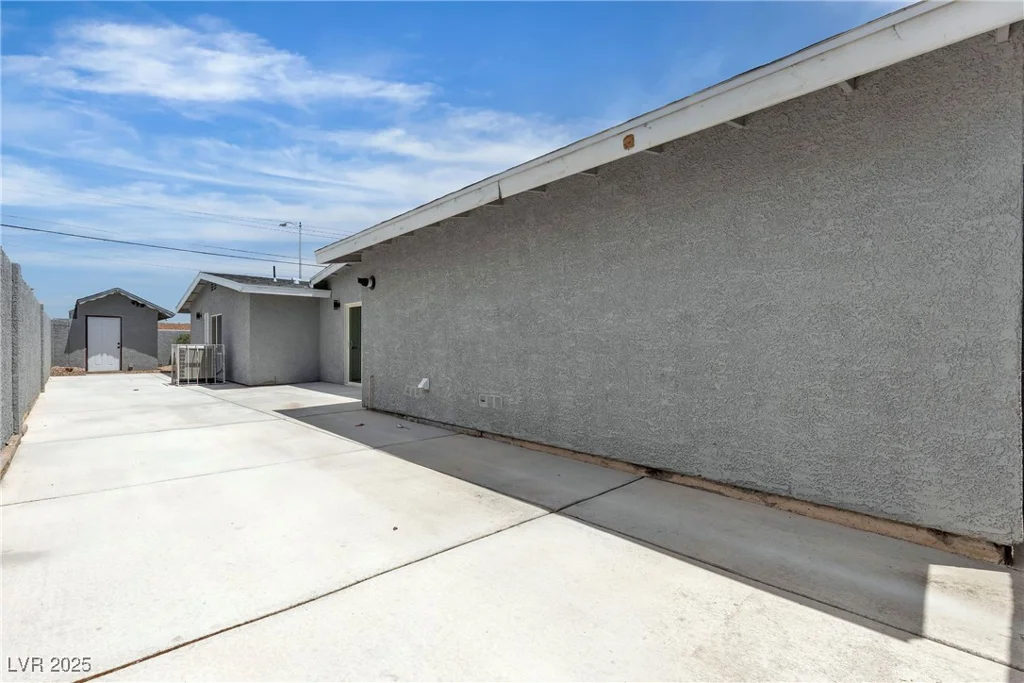 4404 Hillcrest, Las Vegas, NV 89102