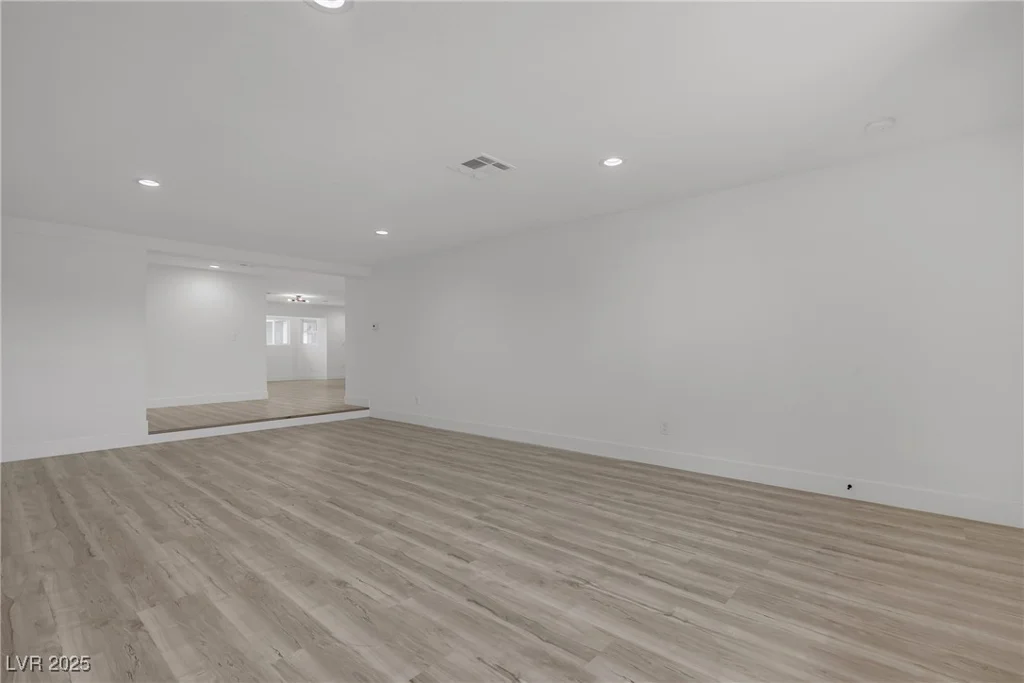 4404 Hillcrest, Las Vegas, NV 89102