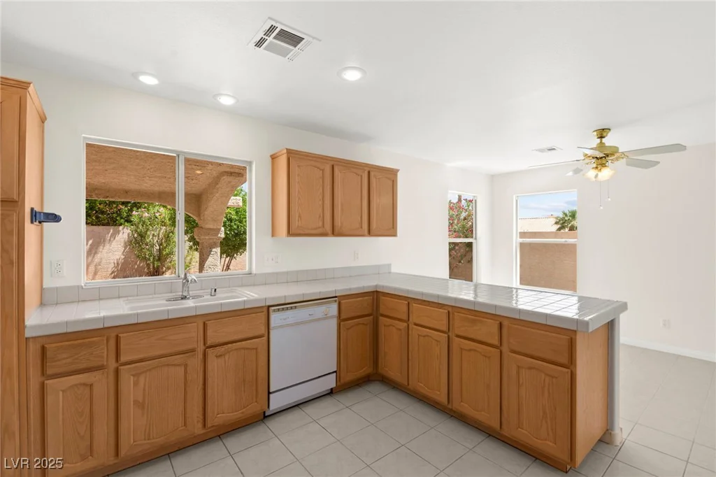 8934 Pomona, Las Vegas, NV 89147
