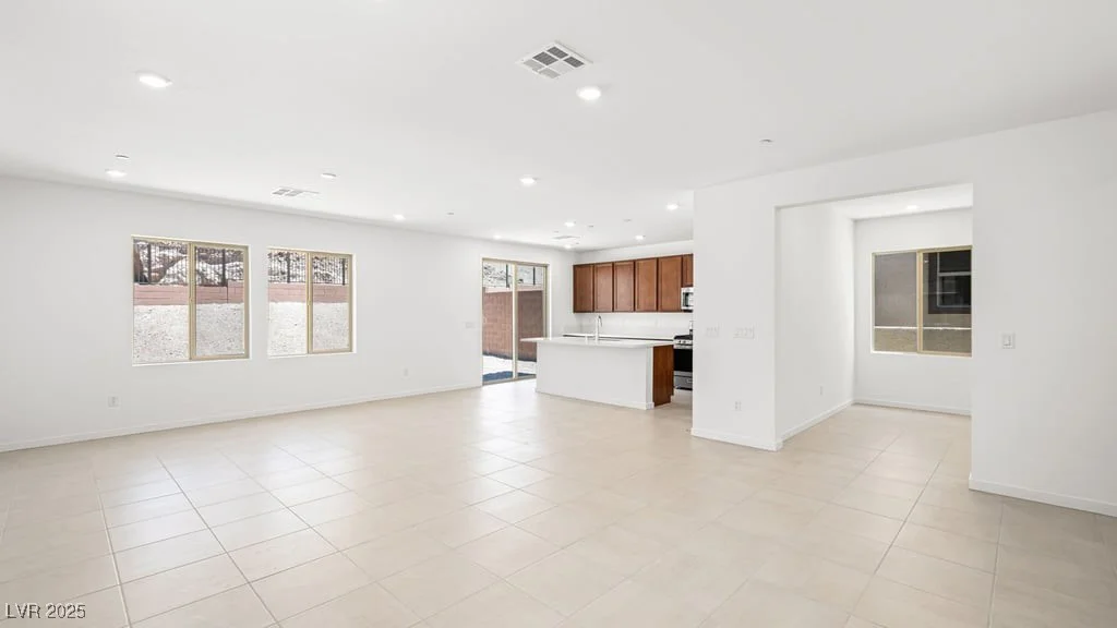72 Via Montoro, Henderson, NV 89011
