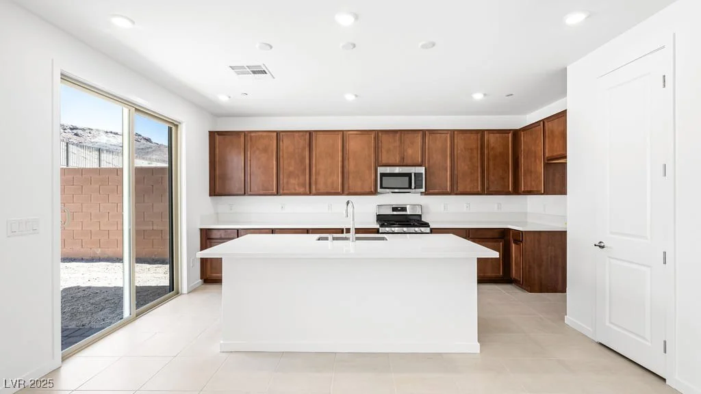 72 Via Montoro, Henderson, NV 89011