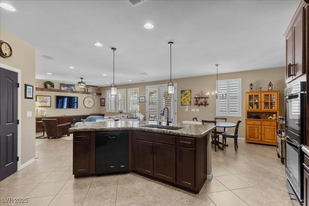 465 Cabral Peak, Las Vegas, NV 89138