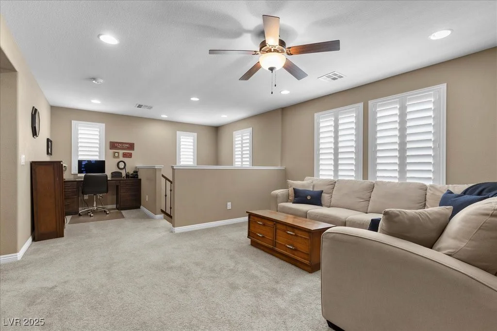 465 Cabral Peak, Las Vegas, NV 89138