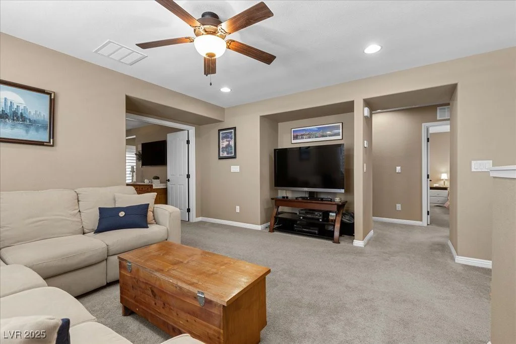 465 Cabral Peak, Las Vegas, NV 89138