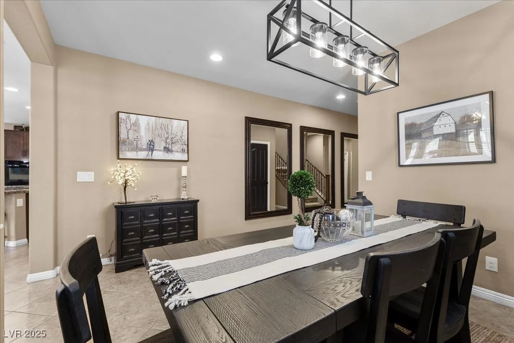 465 Cabral Peak, Las Vegas, NV 89138