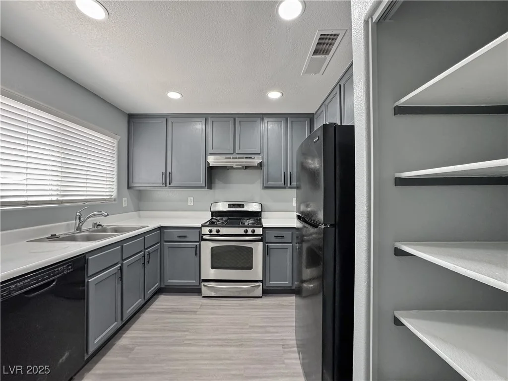1509 Linnbaker, Las Vegas, NV 89110