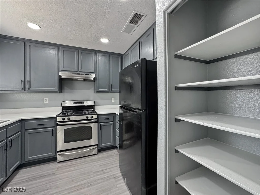 1509 Linnbaker, Las Vegas, NV 89110