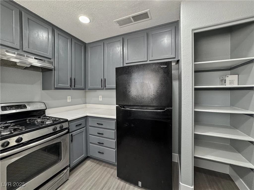 1509 Linnbaker, Las Vegas, NV 89110