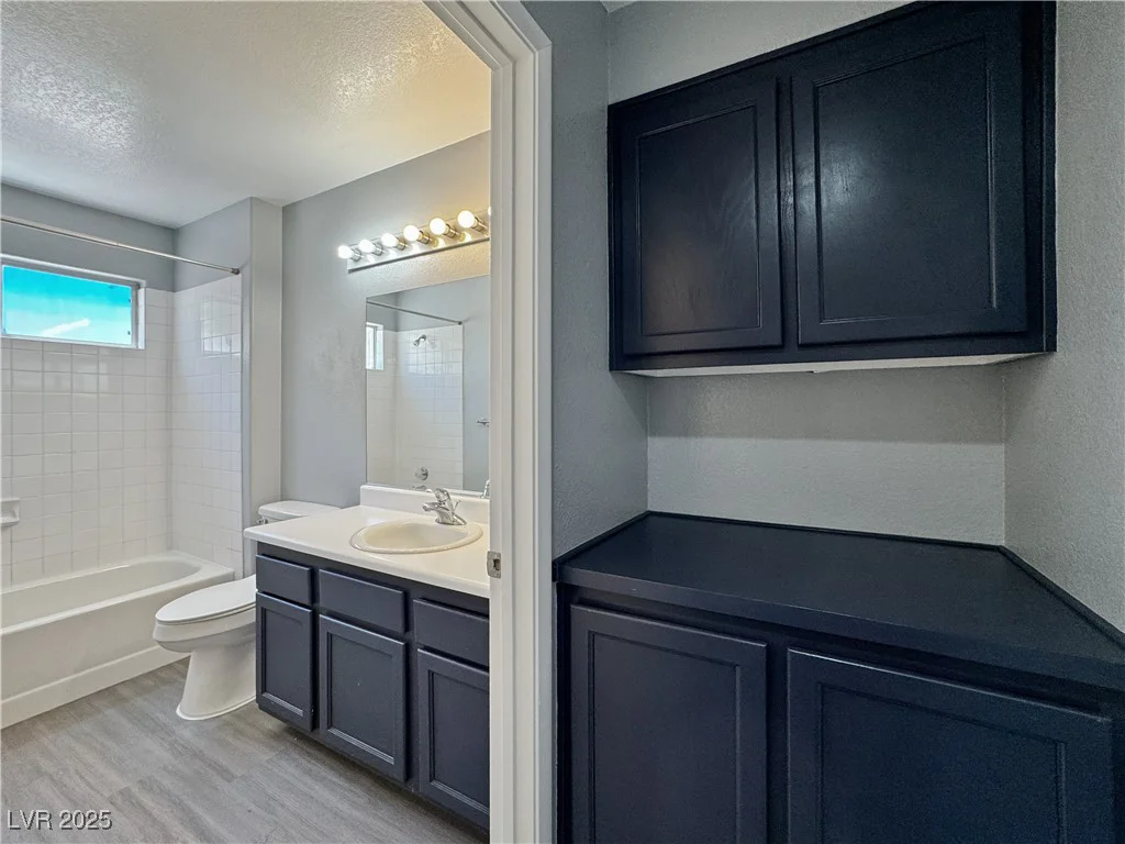 1509 Linnbaker, Las Vegas, NV 89110