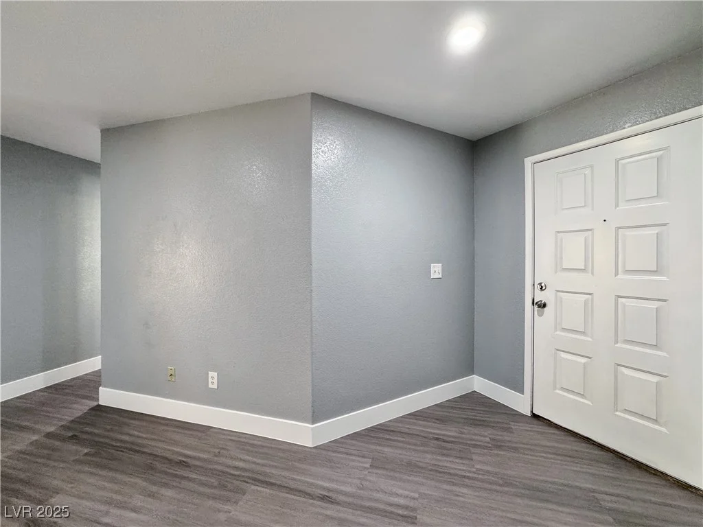 1509 Linnbaker, Las Vegas, NV 89110