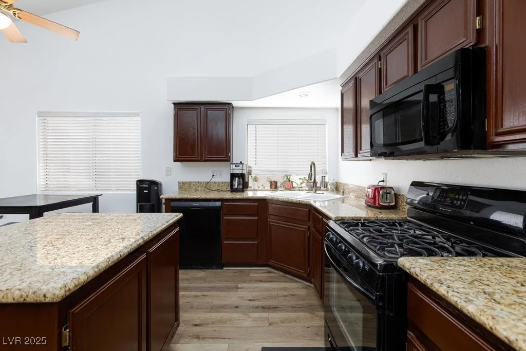 610 Playa Del Sol, Henderson, NV 89015