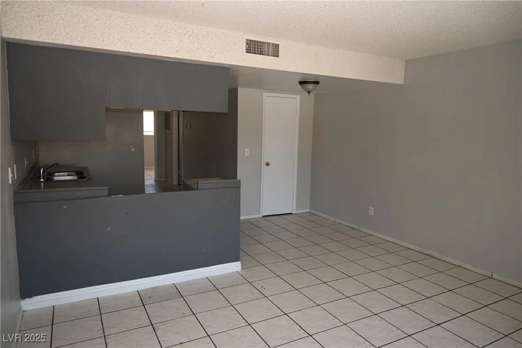 3101 Carey, North Las Vegas, NV 89030