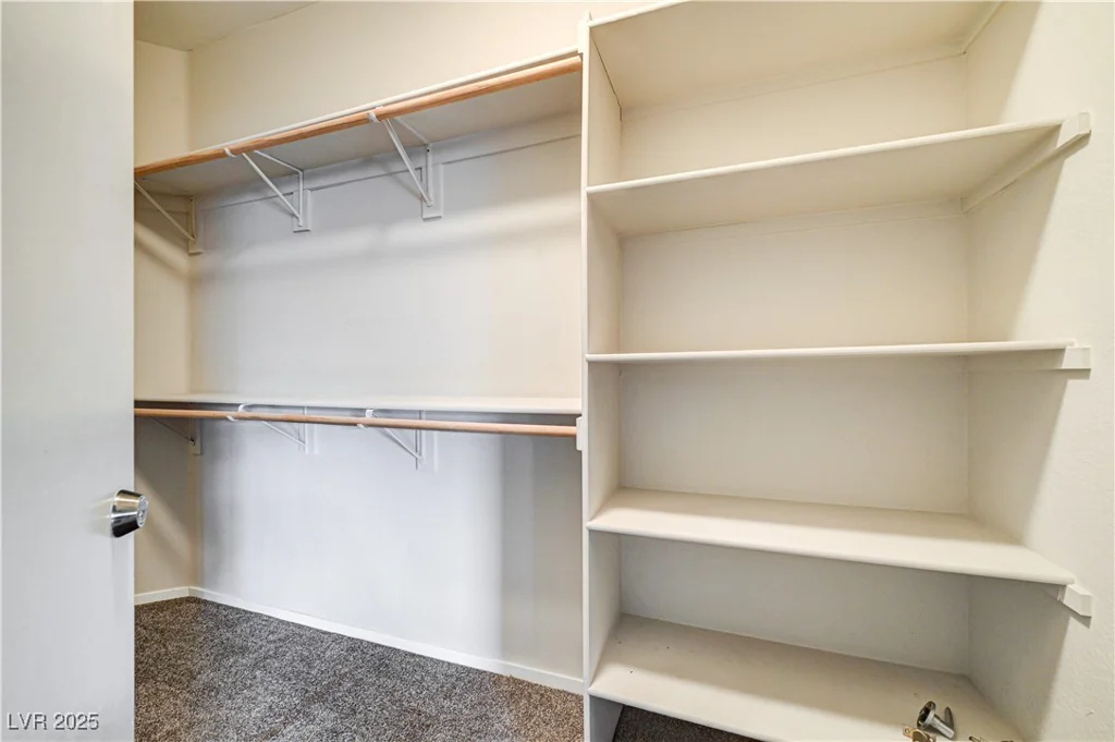 6412 Starling Mesa, North Las Vegas, NV 89086