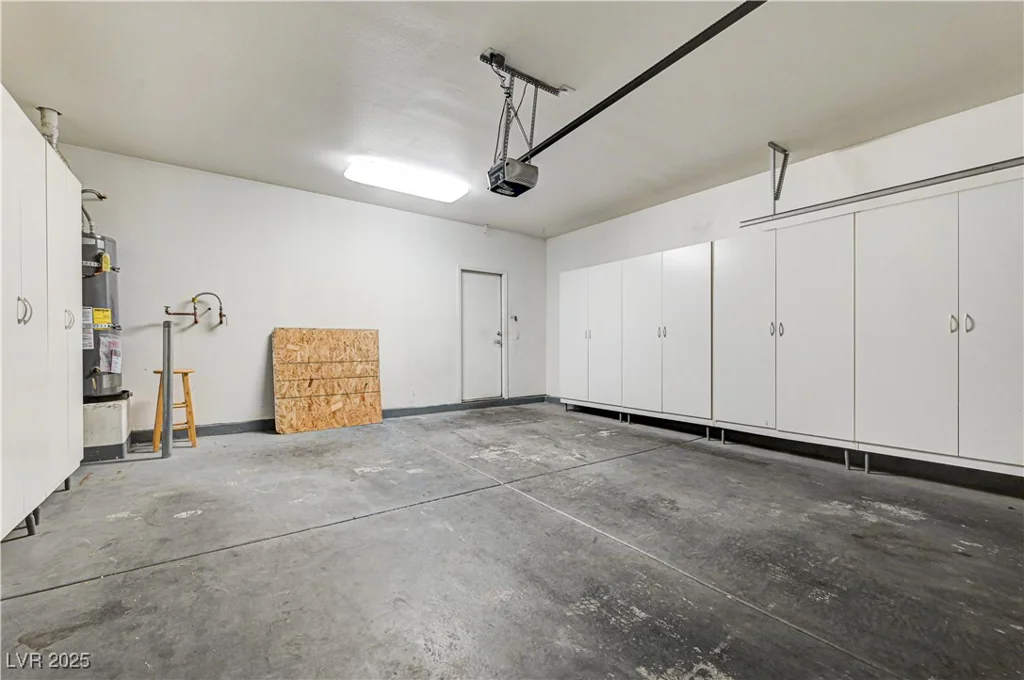 6412 Starling Mesa, North Las Vegas, NV 89086