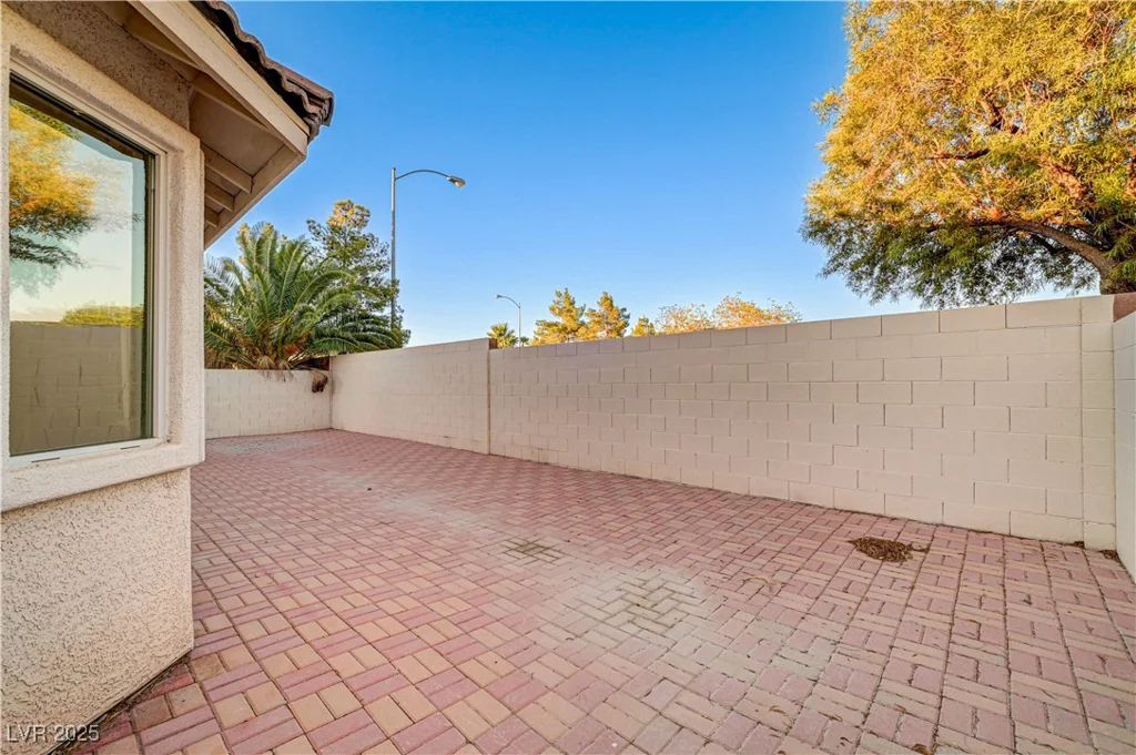 6412 Starling Mesa, North Las Vegas, NV 89086