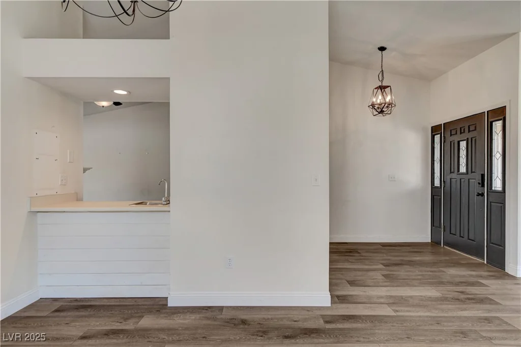 7417 Radville, Las Vegas, NV 89129