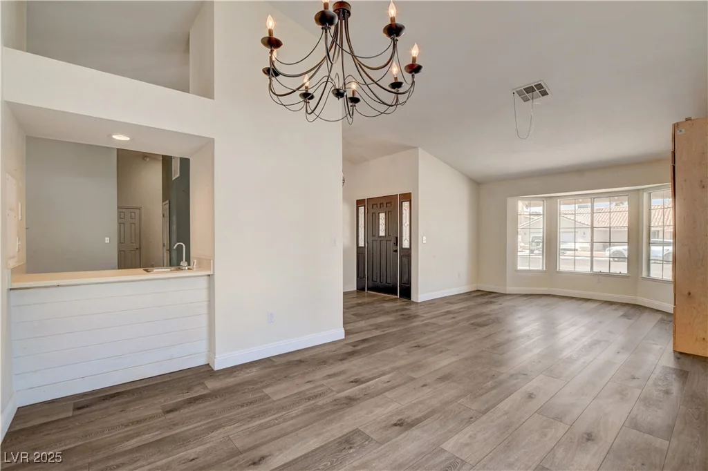 7417 Radville, Las Vegas, NV 89129