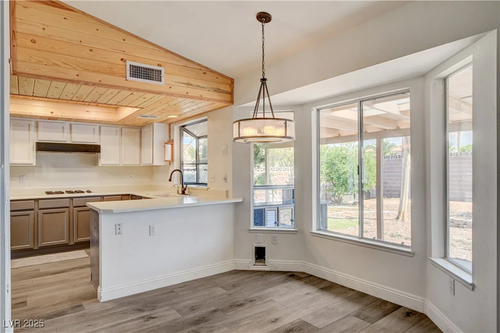 7417 Radville, Las Vegas, NV 89129