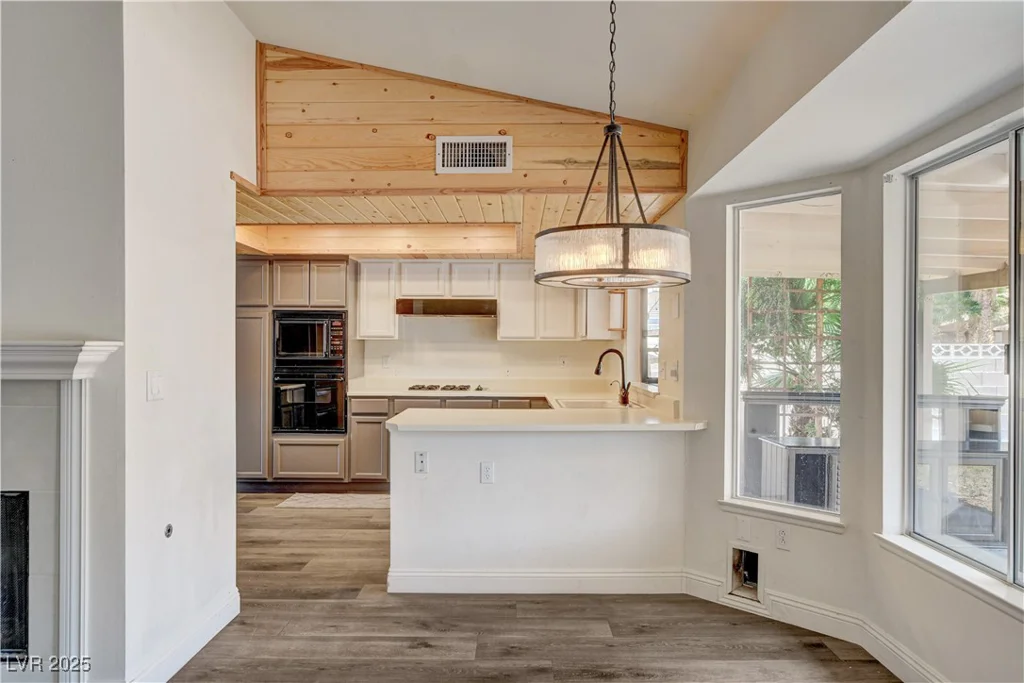 7417 Radville, Las Vegas, NV 89129
